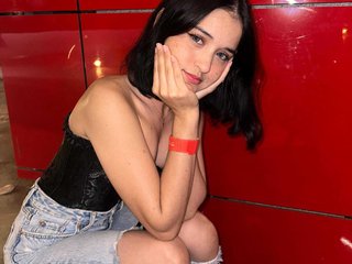 Еротичний відеочат SophieeJacobs