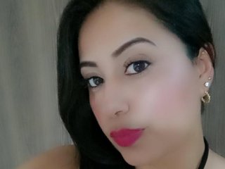 Еротичний відеочат soyMichi2025