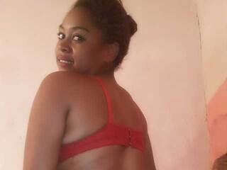 Еротичний відеочат Squirty-Juice