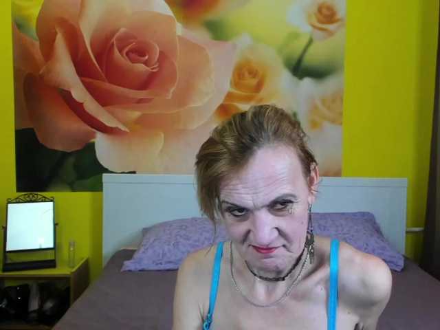 Скріншоти передачі SqurtyLally69