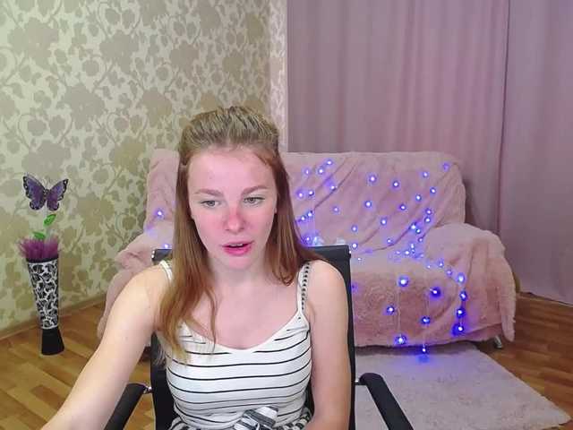 Фотографії SummerMood hello guys! im new here. let's go communicate and have fun together! PVT open for you! if you like my smile, tip me 50Tkn)))
