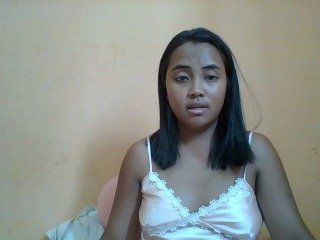 Еротичний відеочат SunsetMonica