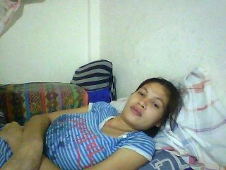 Фотографії SusyAsian18 come to my room and lets have fun...