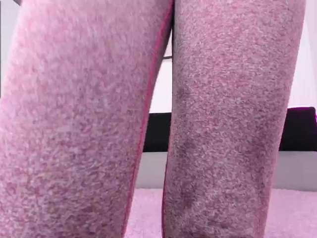 Фотографії Tifanydreams Play with me ... Dont let me dry #latex#pantyhose#heels#teen#18#ahegao#anal#teen #boobs