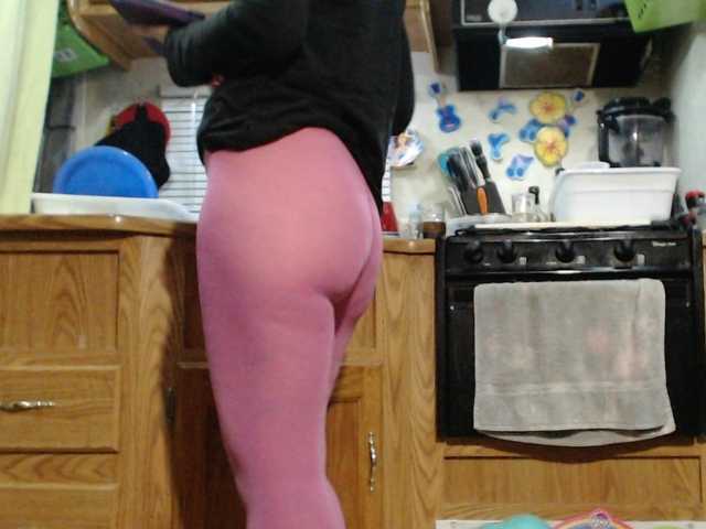 Скріншоти передачі GinaBooty