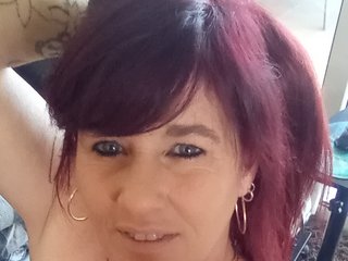 Еротичний відеочат sweetdebbipie