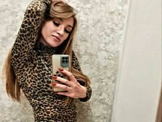 Еротичний відеочат SweetHotBaby