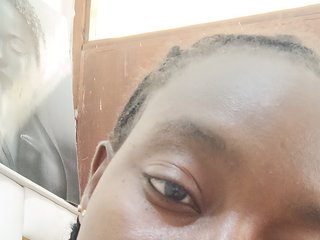 Еротичний відеочат Sweetlauraz1