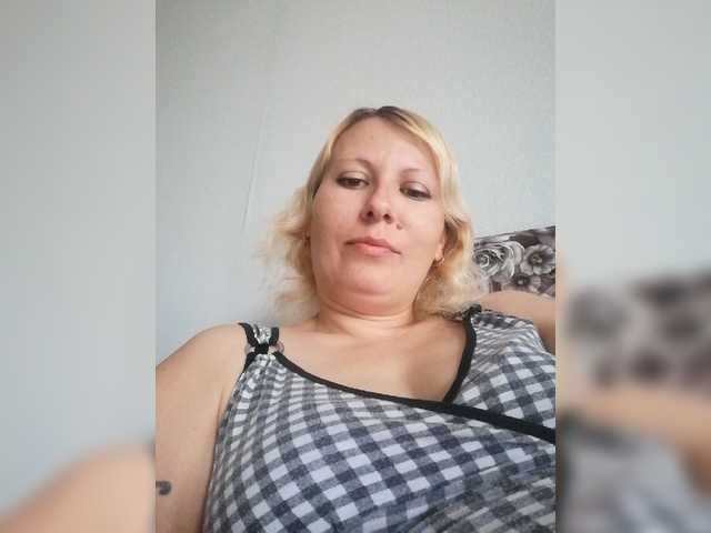 Скріншоти передачі SweetRedDeva