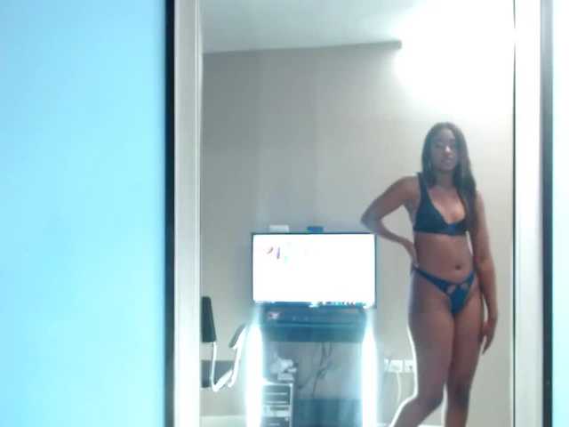 Фотографії TamaraAngels Hi loves! first day here, give me tons of love and i will make u hard!! fingering my kitty at goal