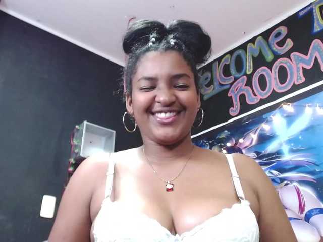 Фотографії TeenEbony Welcome to my room, let's have fun together! #ebony #teen #new #bigass