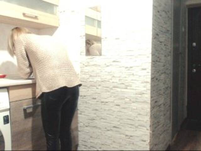 Скріншоти передачі PlayGirlKiss