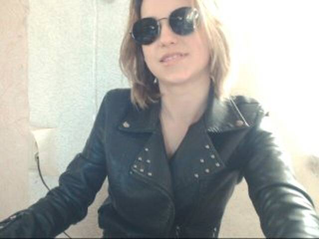 Скріншоти передачі PlayGirlKiss