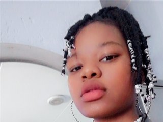 Еротичний відеочат Thandieee