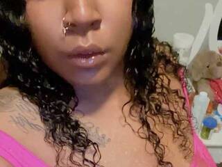 Еротичний відеочат Thicaliciouss