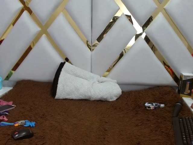 Скріншоти передачі TiffanyMoore