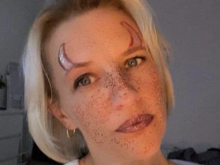 Еротичний відеочат TinaRubia