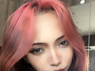 Еротичний відеочат TinyIvanka