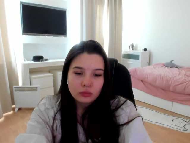 Скріншоти передачі ToriLoon