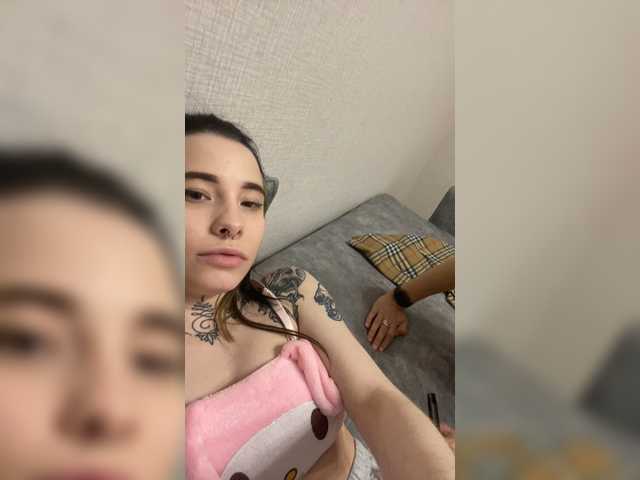 Скріншоти передачі TreshGirls