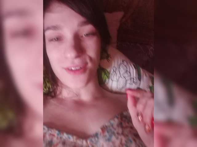 Скріншоти передачі TreshGirls