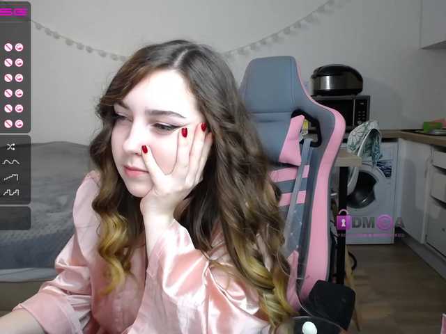 Скріншоти передачі TWINKLE--