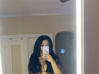 Еротичний відеочат UrinternetMJ