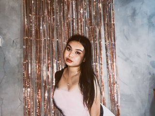 Еротичний відеочат Urlovelypinayxx