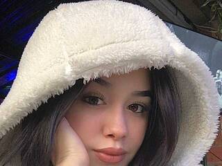 Еротичний відеочат valen-cardoso