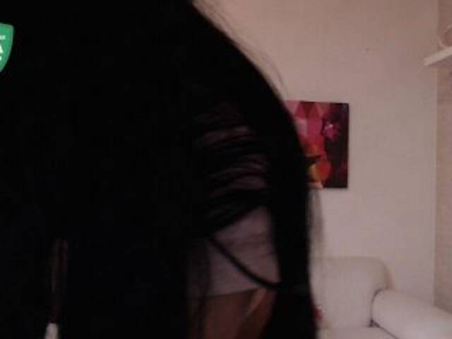 Скріншоти передачі ValenHilton