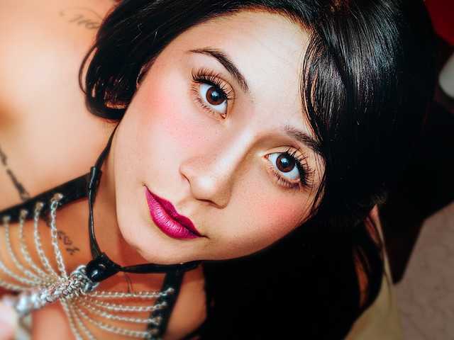 Фото профілю Valerie-Saenz