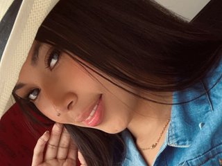 Еротичний відеочат ValeryMonserrat