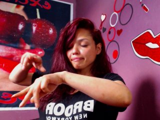 Фотографії vally-26 show danceHey guys welcome to my room hope to have fun with you #cum #ass #squirt #dance hot #lush #pvt #c2c