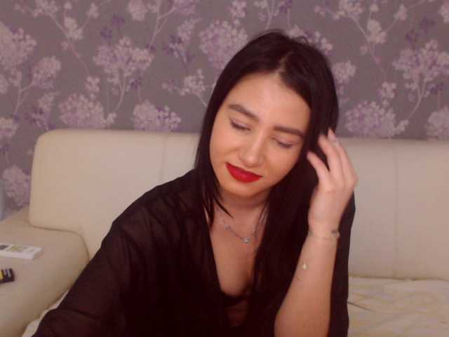 Скріншоти передачі VanessaLou