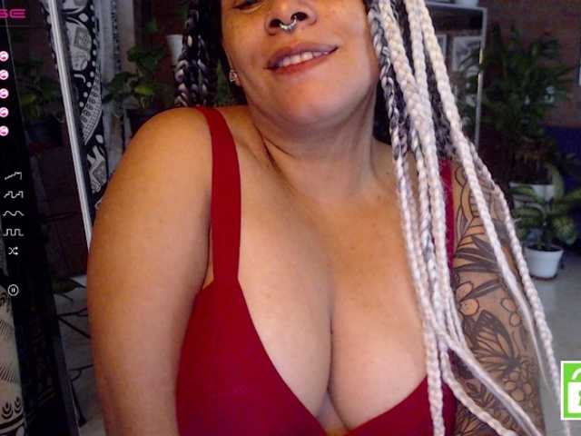 Фотографії VenusSex 299 tksHot latina only for you, come to fuck my sexy ass ♥ @ finger pussy @5 squirt #hairy #ass #mature #latina #naked #milf #black ♥