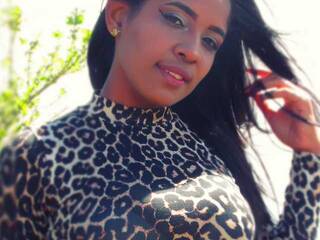 Еротичний відеочат VeronicaHot-1