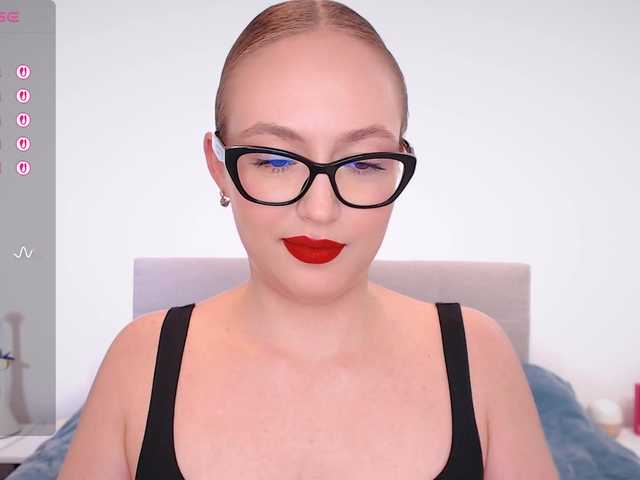 Скріншоти передачі vickyblondiua