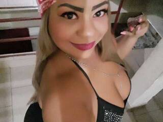 Еротичний відеочат sweetsquirt4u