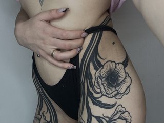 Еротичний відеочат MoiMaki