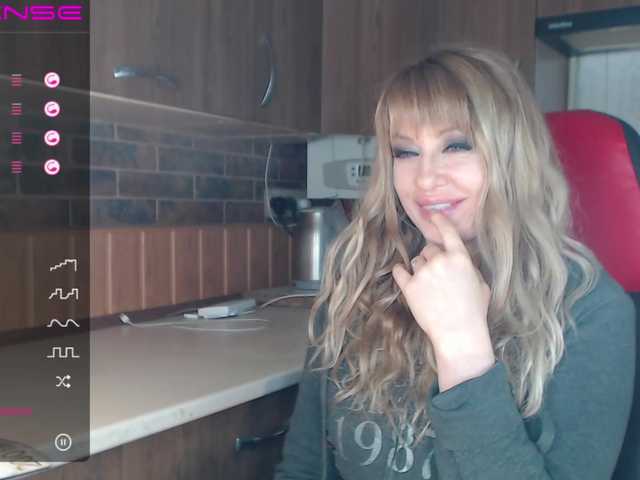 Скріншоти передачі RrredQueen