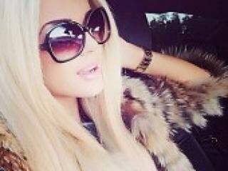 Еротичний відеочат xxmonikaxx
