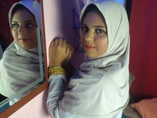 Еротичний відеочат YaminaIssawi