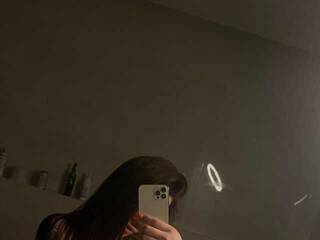 Еротичний відеочат YanaShyy