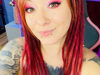 Еротичний відеочат Yolandi