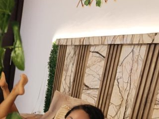 Еротичний відеочат yourbadgirl7