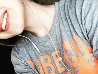 Еротичний відеочат yourelizzi