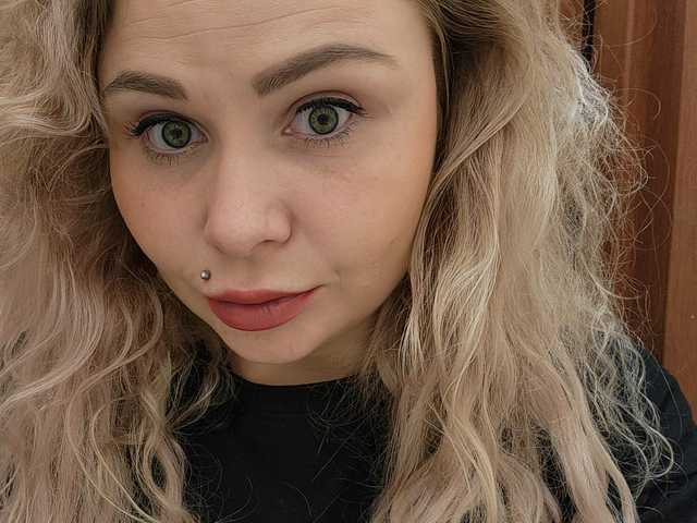 Фото профілю YourFunnyBlondiee