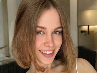 Еротичний відеочат YourJuly