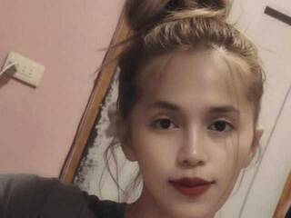 Еротичний відеочат YourMochii