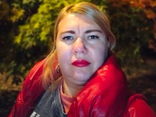 Еротичний відеочат YourMommyy